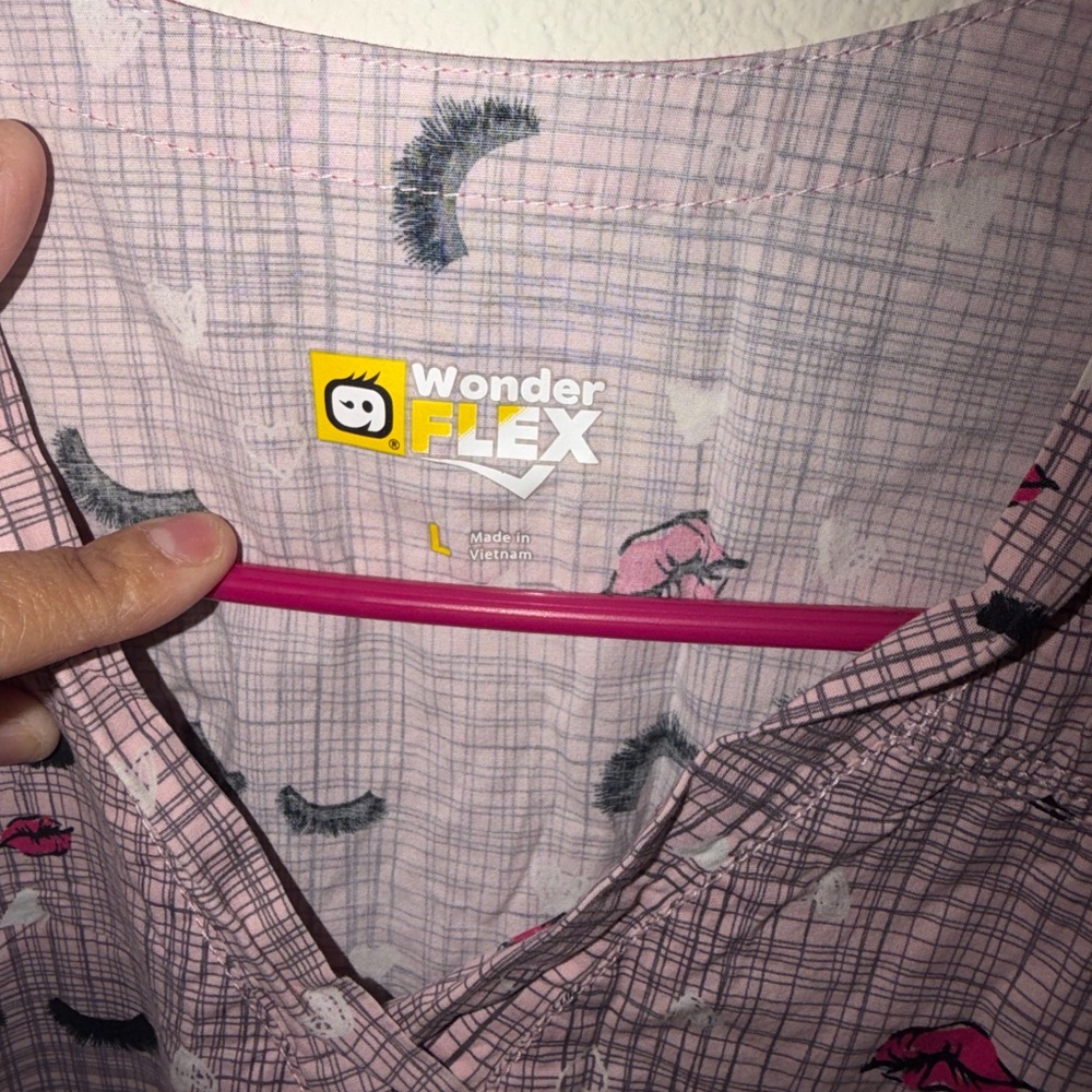 Women's lash Patterned scrub - Picture 4 of 6